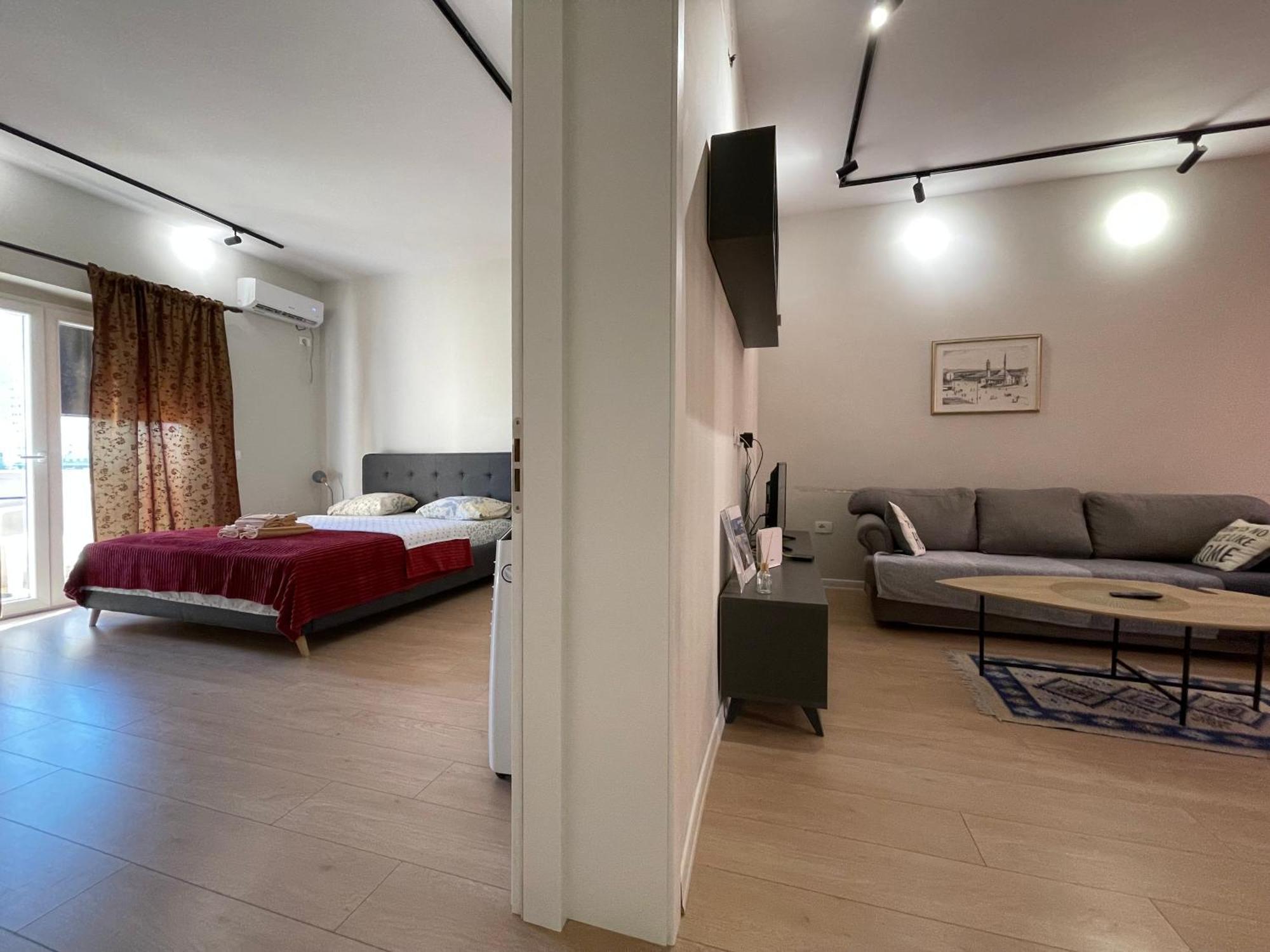 Downtown View Modern Apartment ティラナ エクステリア 写真