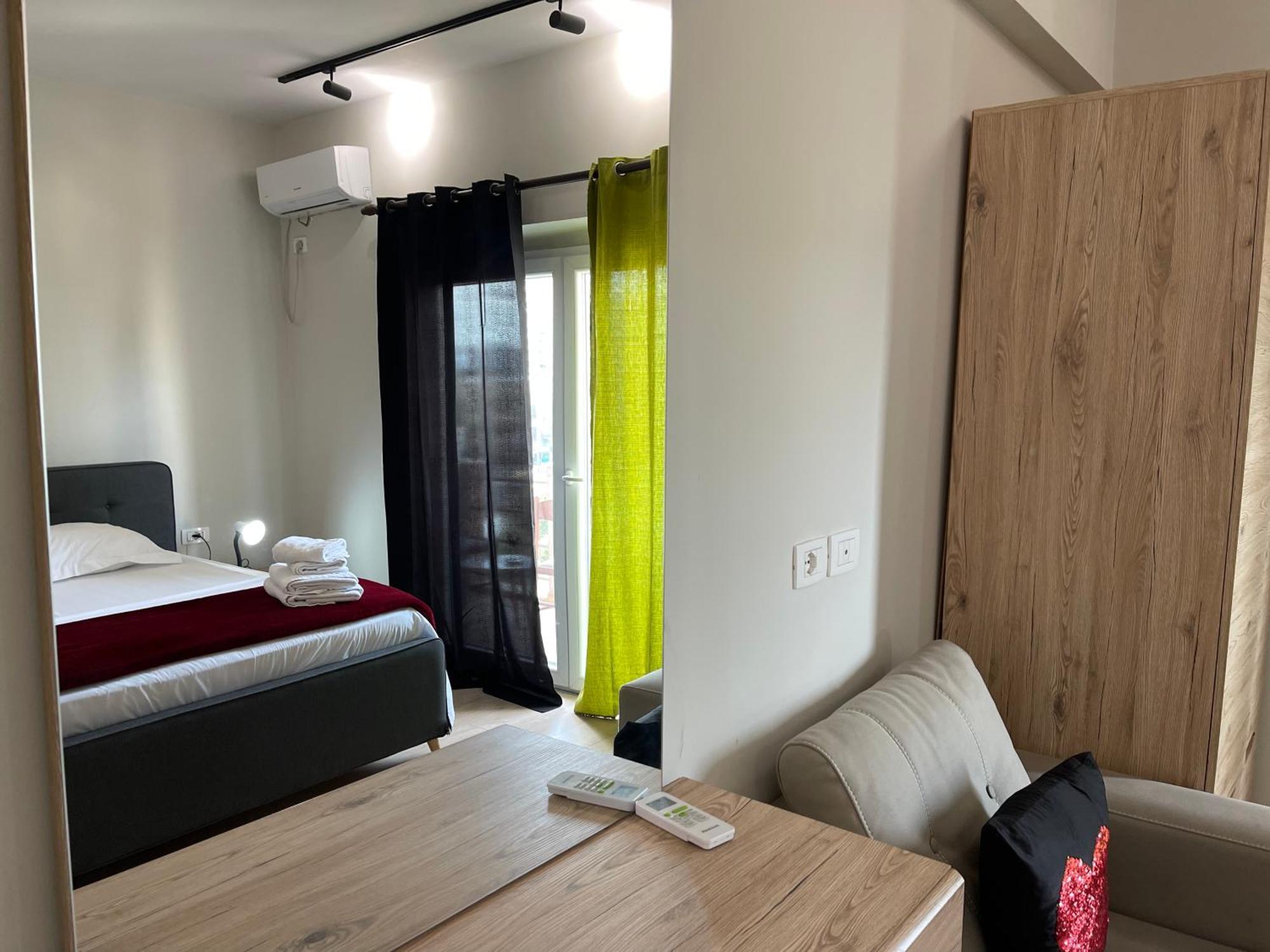 Downtown View Modern Apartment ティラナ エクステリア 写真